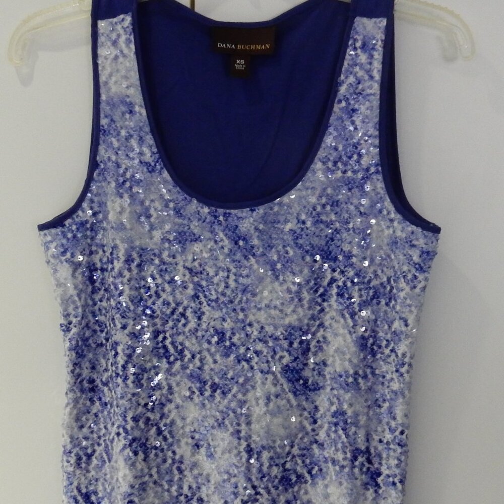 Dana Buchman sleeveless top. Purple shimmer. Size XS